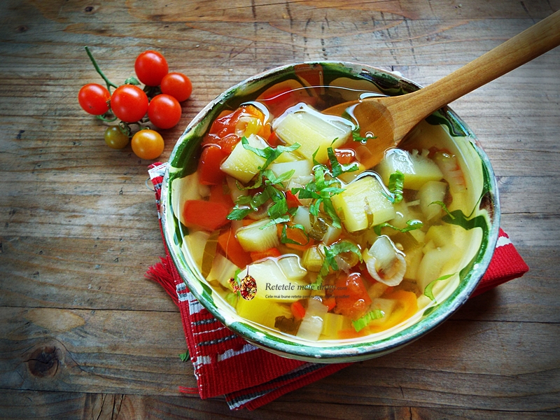 ciorba de dovlecei de post cu de toate