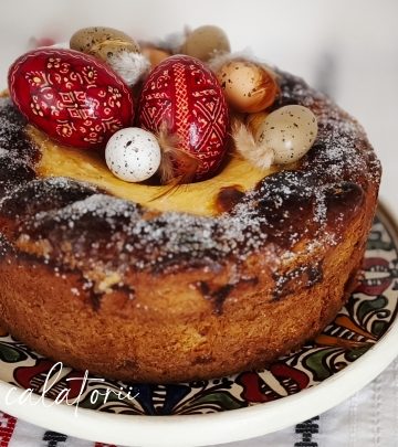 Pasca cu branza Sanda Marin